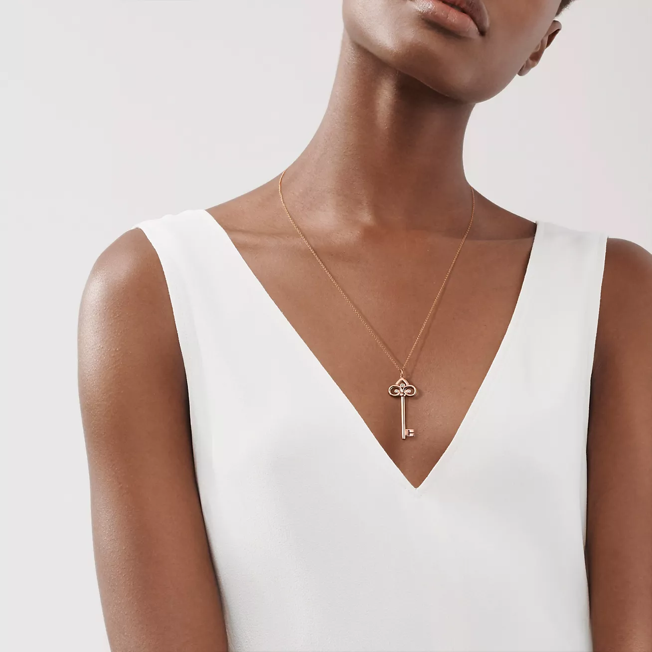 Fleur de Lis Key Pendant--GaiYalun