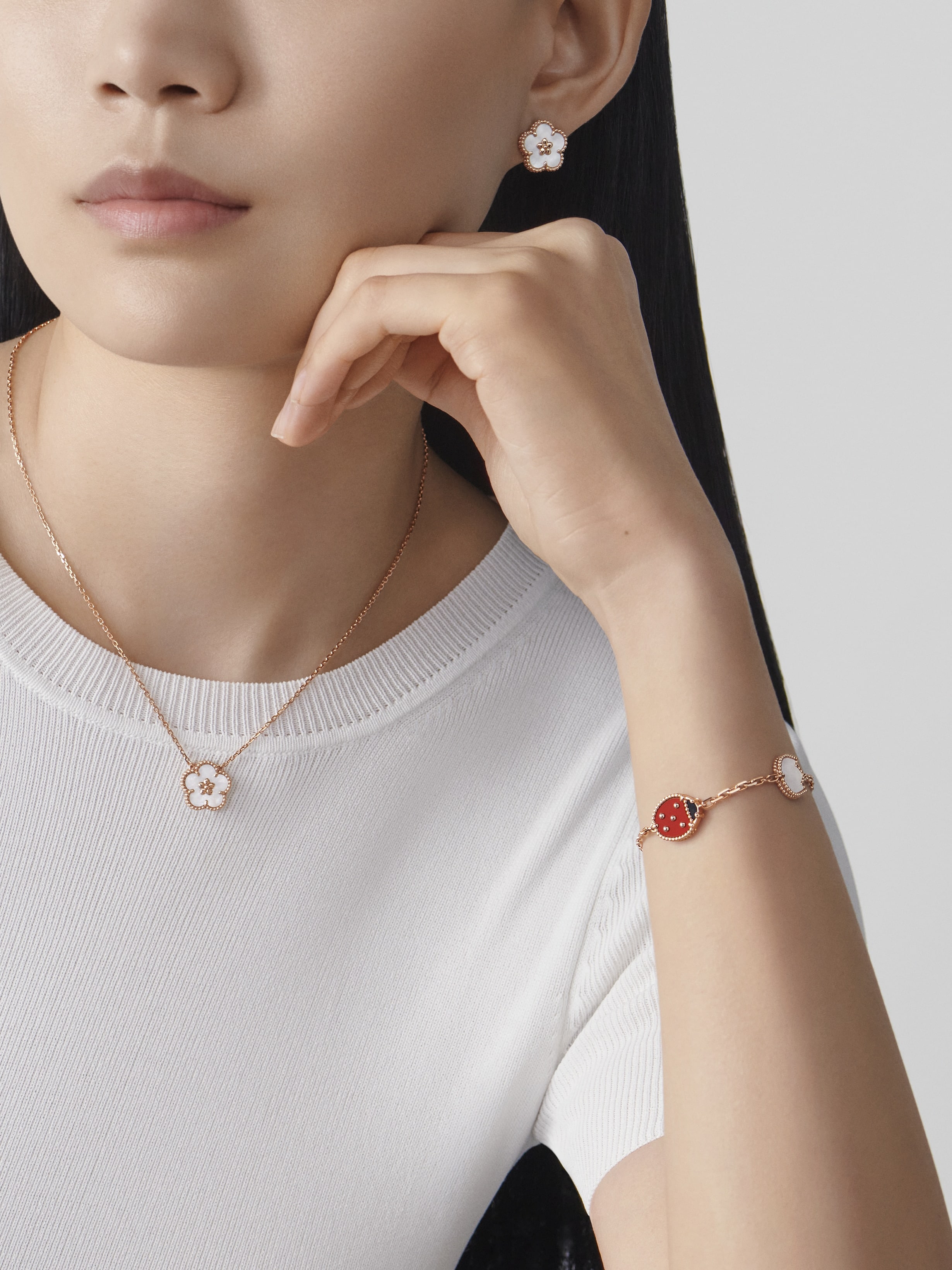 Van Cleef & Arpels Lucky Spring bracelet, 5 motifs--GaiYalun